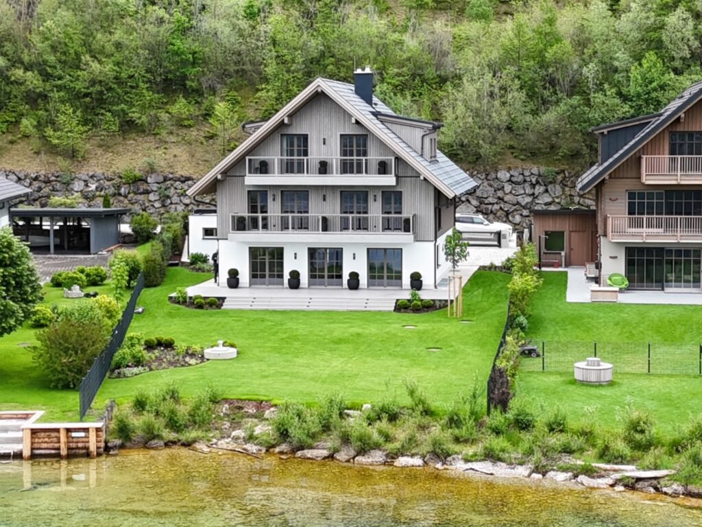Neubau-Landhaus direkt am Attersee – Unterburgau - Bild 2