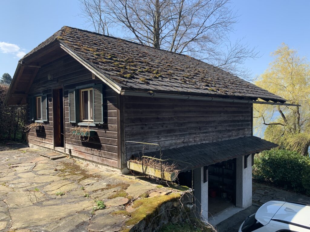 Altbestand mit Badeplatz – Weyregg/Attersee - Bild 1