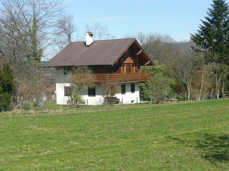 Ferienhaus mit Badeplatz – Nußdorf/Attersee