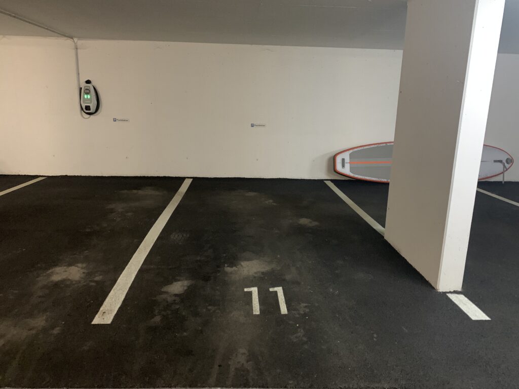 Zweitwohnsitz-Dachwohnung – Weyregg/Attersee - Bild 1