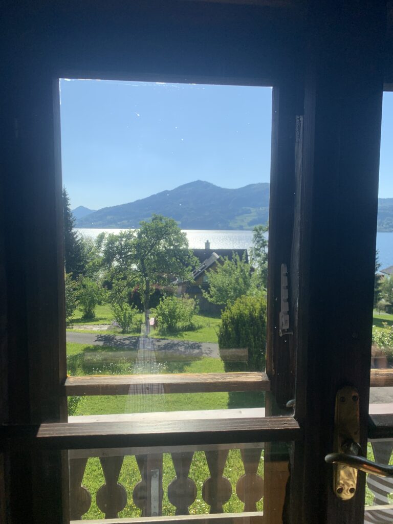 Attersee country house on a large plot - Image 1