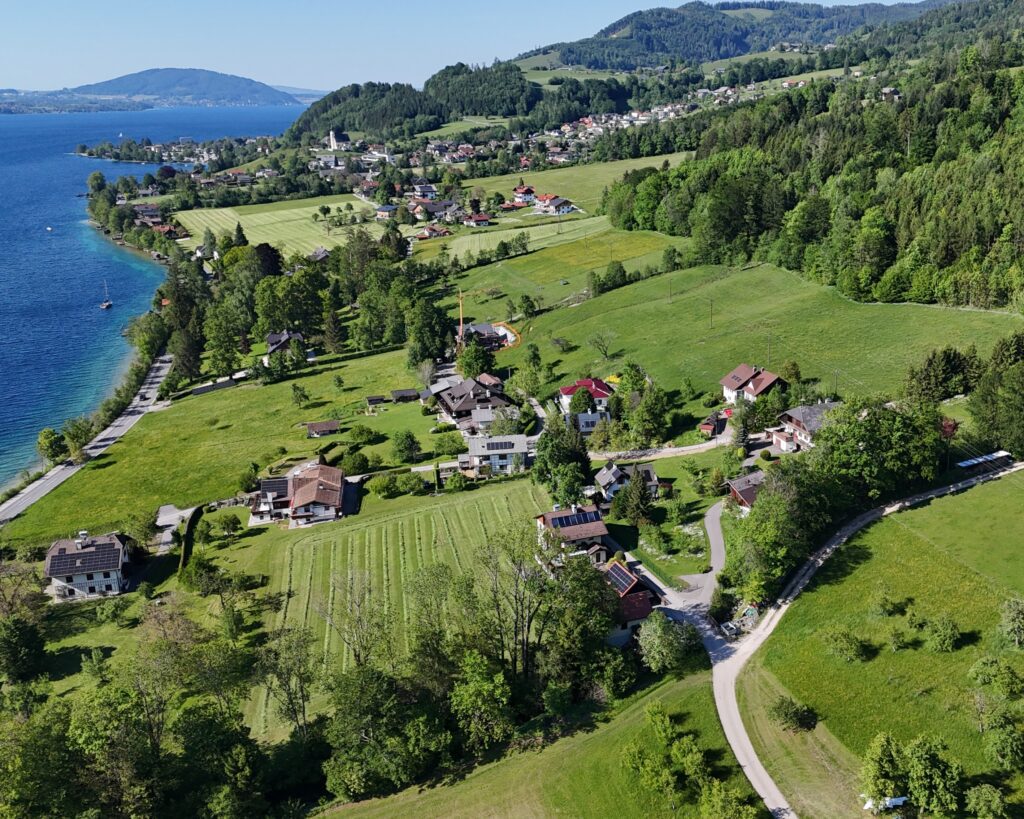Attersee country house on a large plot - Image 4