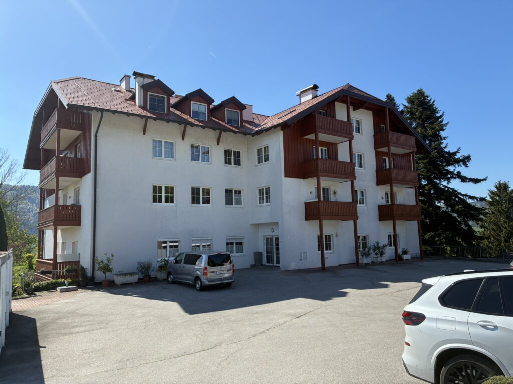 Terrace flat in a quiet location - Tiefgraben/Mondseeland - Image 1