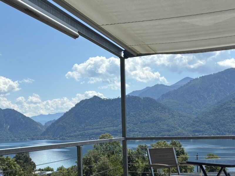Residential property with lake views – Unterach/Atts.